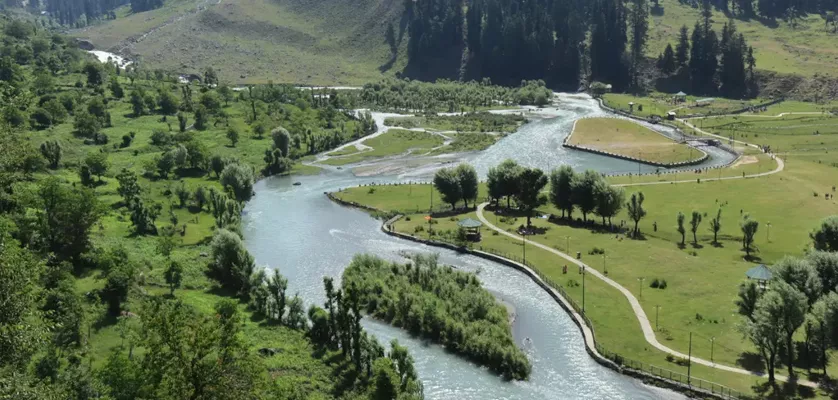 betaab-valley-pahalgam