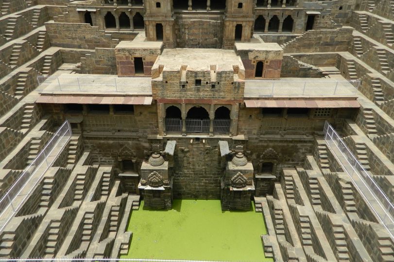 abhaneri stepwell (3)